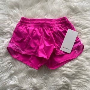 Lululemon NWT Pow Pink Hotty Hot